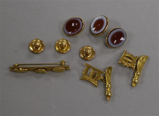 Three 15ct gold dress studs, three agate-set dress studs and two other items,